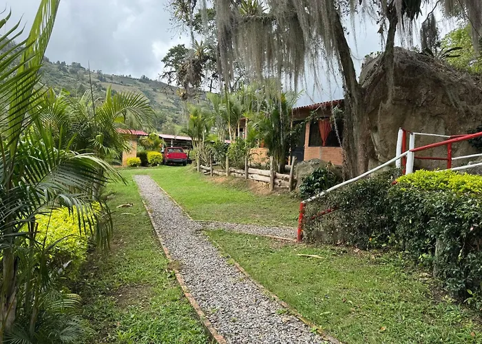 Hotel Campestre Rocas Del Paraiso